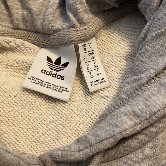 Gray adidas hoodie - Picture 4 of 4